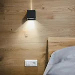 Luxusni * جانسك لازني